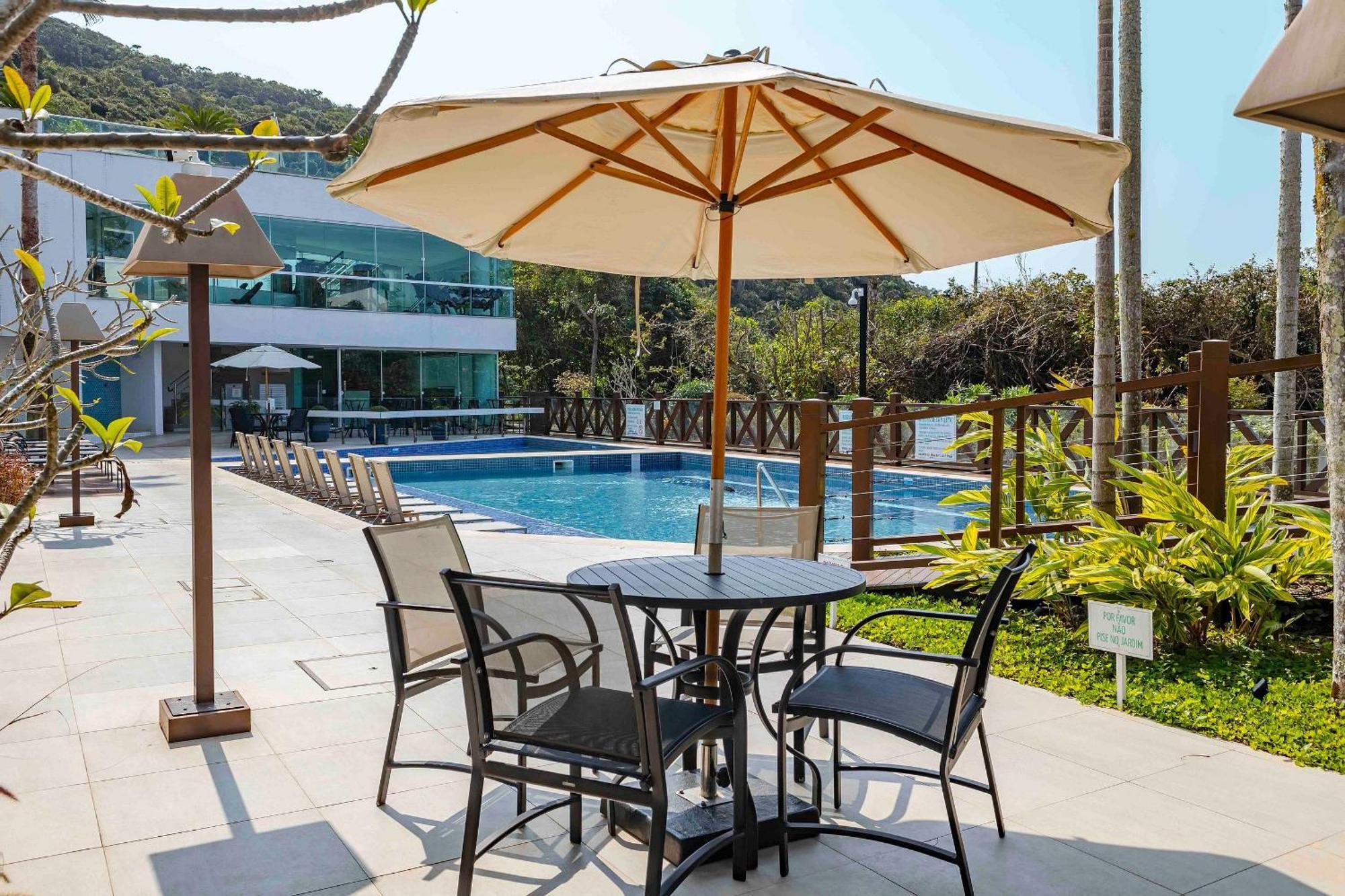 Varandas Do Atlantico - Confortavel Apto Em Condominio Pe Na Areia Bombinhas Kültér fotó